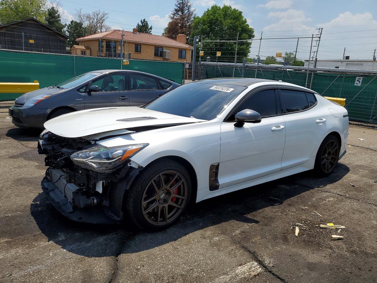 2019 KIA STINGER GT2
