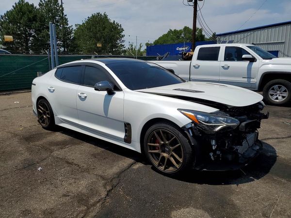 2019 KIA STINGER GT2
