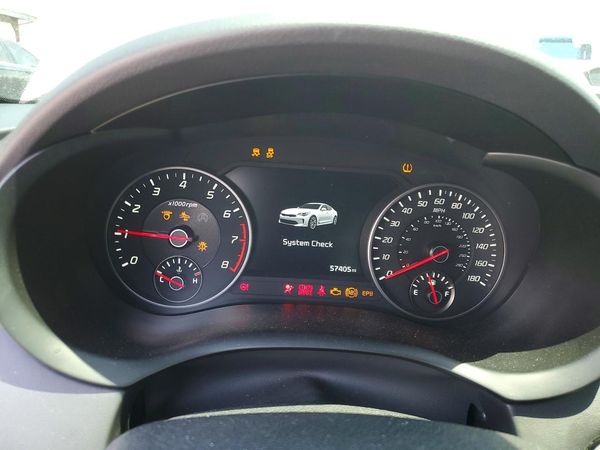 2019 KIA STINGER GT2