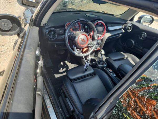 2019 MINI COOPER