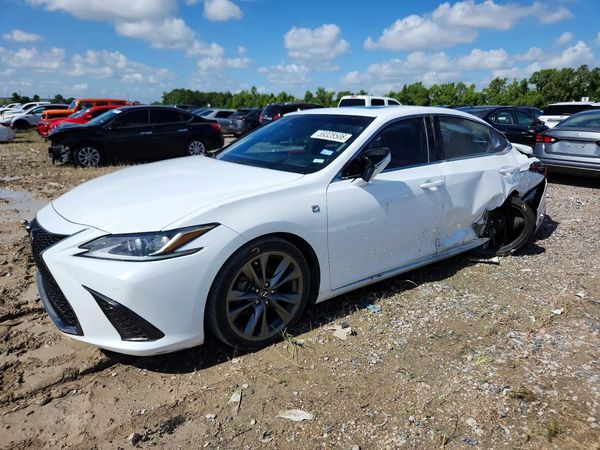 2019 LEXUS ES