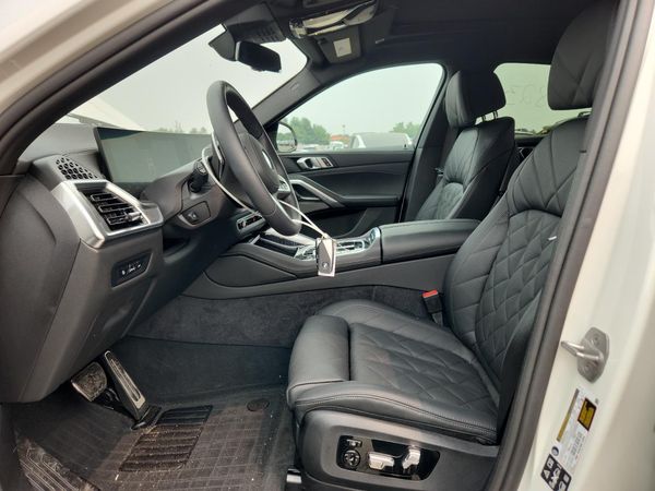 2026 BMW X6 xDrive40i