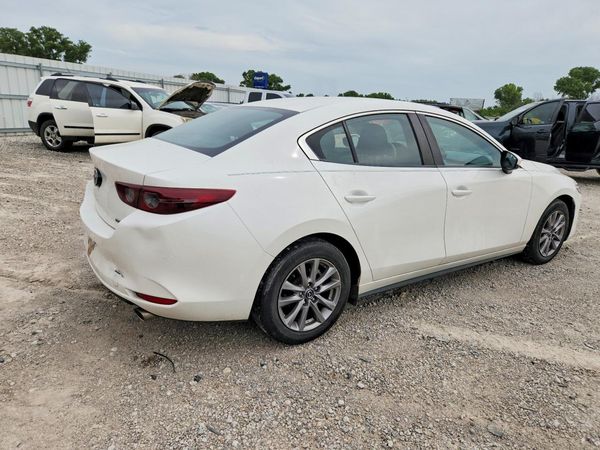 2021 MAZDA 3 Mazda3