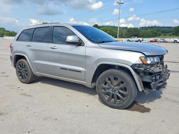2019 JEEP GRAND CHEROKEE LAREDO 4X2