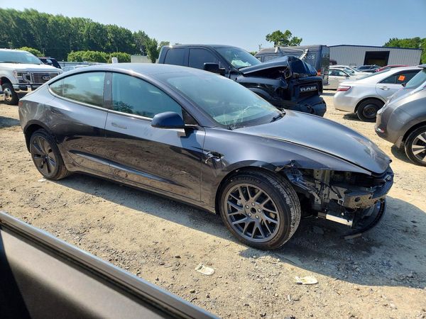 2026 TESLA MODEL 3