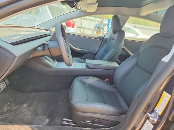 2026 TESLA MODEL 3