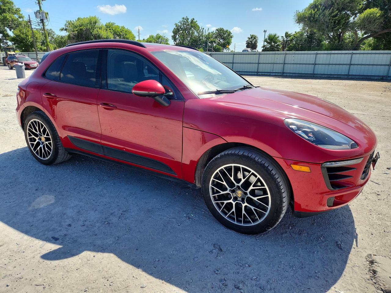 2018 PORSCHE MACAN