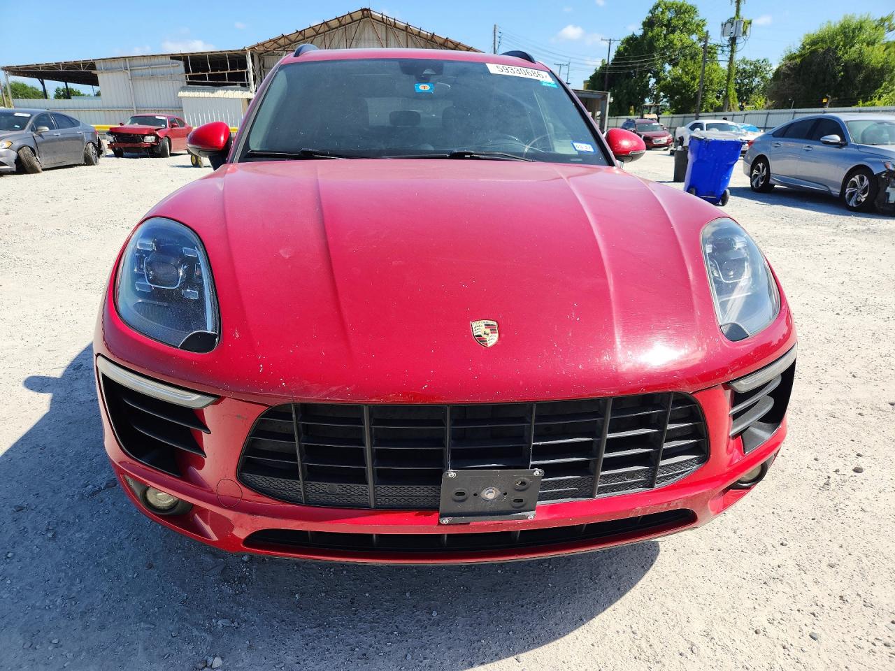2018 PORSCHE MACAN