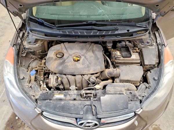 2012 HYUNDAI ELANTRA