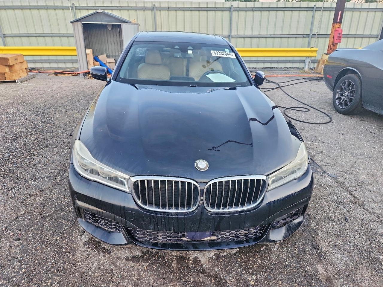 2016 BMW 750 xDrive