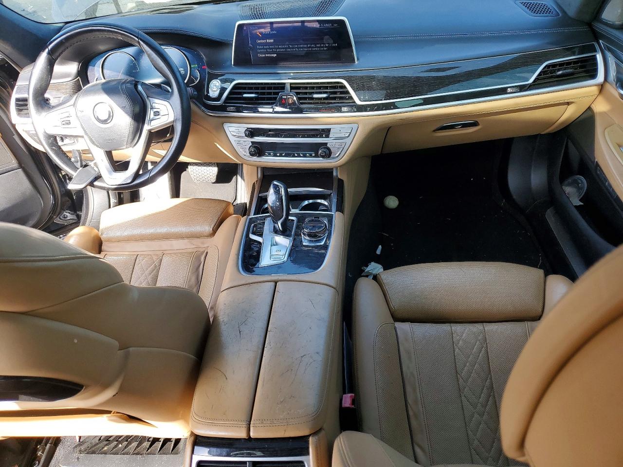2016 BMW 750 xDrive