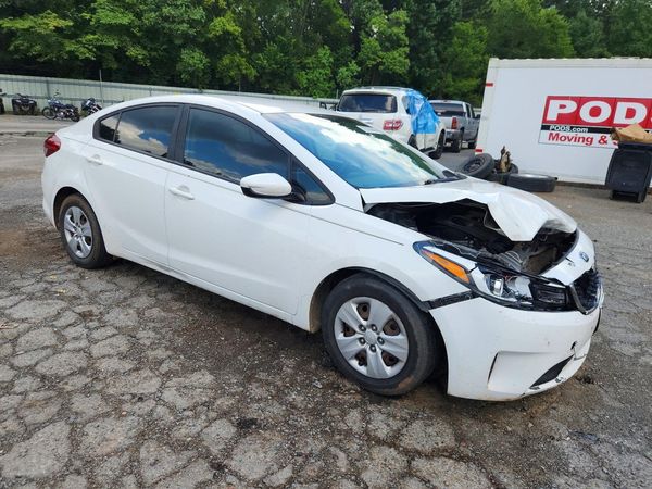 2018 KIA FORTE LX Base