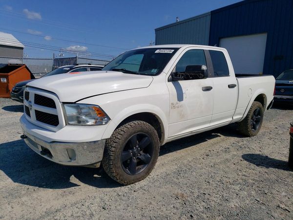 2018 RAM 1500 SLT