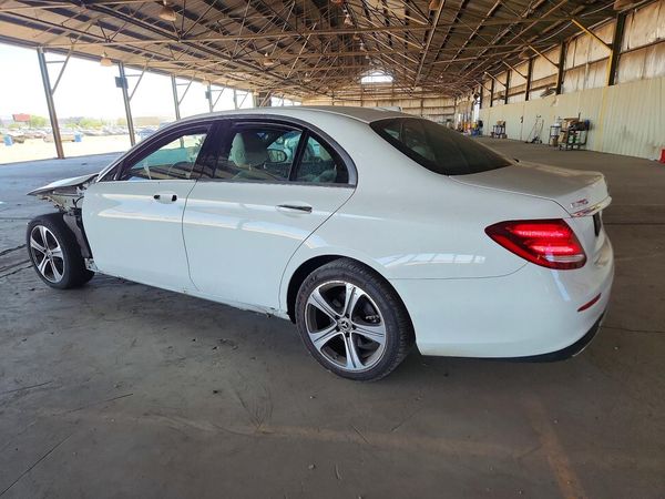 2019 MERCEDES-BENZ E E300