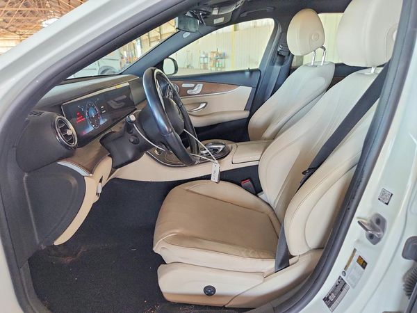 2019 MERCEDES-BENZ E E300
