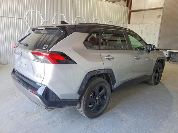 2019 TOYOTA RAV4 XSE HV 4WD