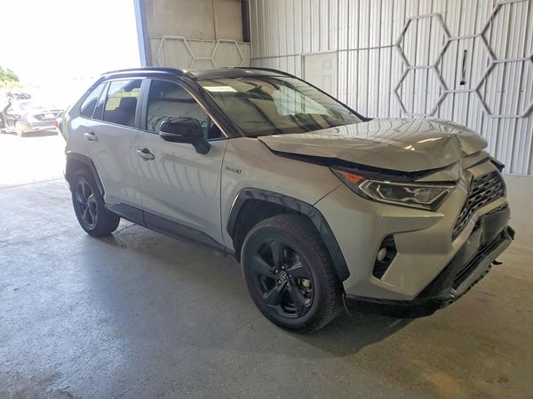 2019 TOYOTA RAV4 XSE HV 4WD
