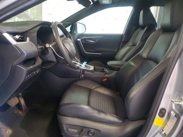 2019 TOYOTA RAV4 XSE HV 4WD