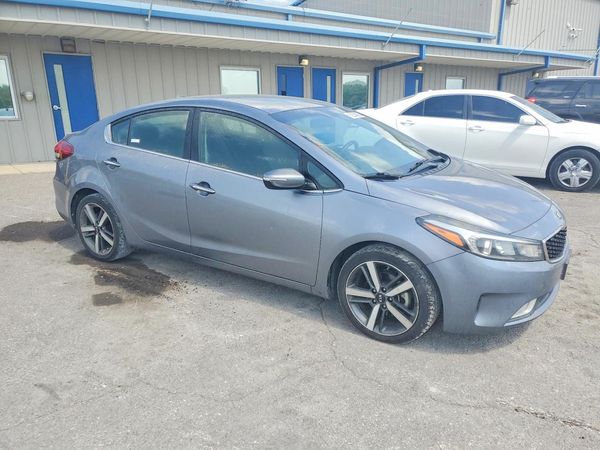 2017 KIA FORTE EX