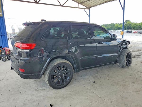2017 JEEP GRAND CHEROKEE LAREDO 4X4