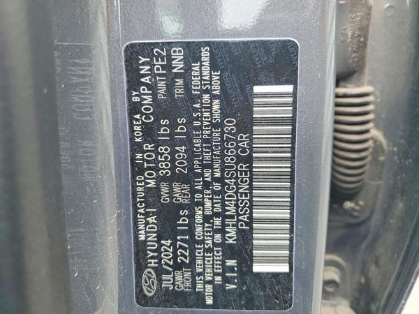 2025 HYUNDAI ELANTRA SEL Sport