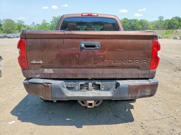 2015 TOYOTA TUNDRA