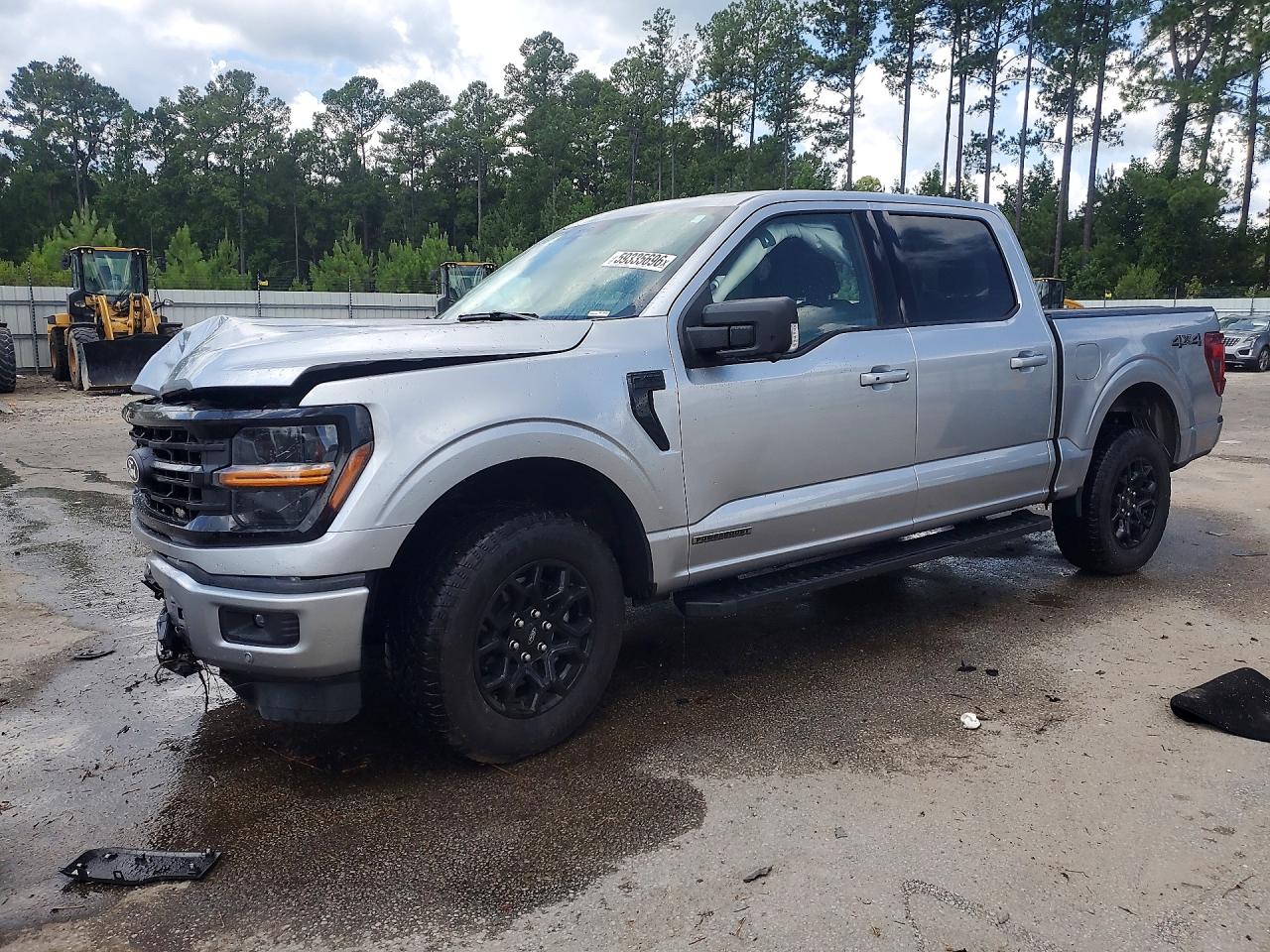 2025 FORD F150 XLT — Front 3/4