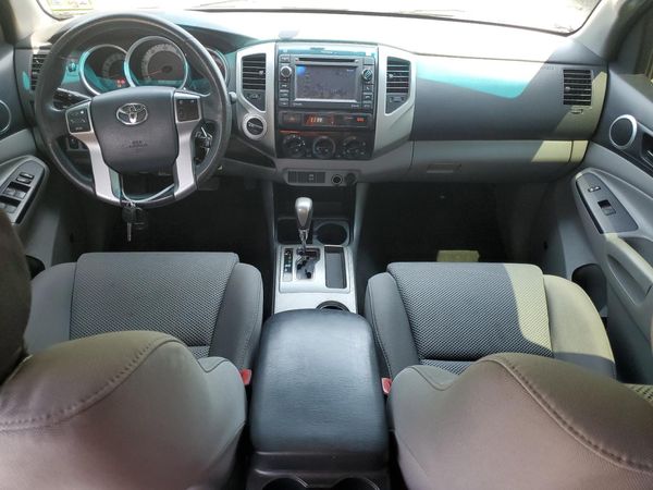 2012 TOYOTA TACOMA
