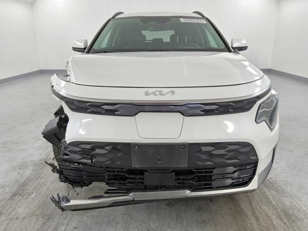 2024 KIA NIRO Wind