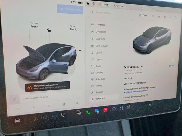 2025 TESLA MODEL Y