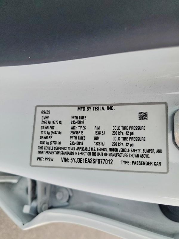 2025 TESLA MODEL 3