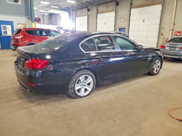 2012 BMW 5 SERIES 528I