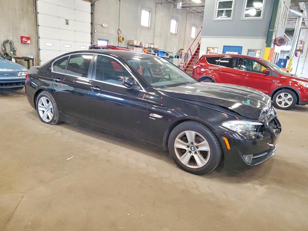2012 BMW 5 SERIES 528I