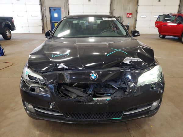 2012 BMW 5 SERIES 528I