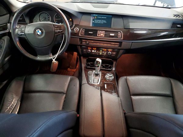 2012 BMW 5 SERIES 528I