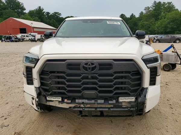 2024 TOYOTA TUNDRA Others