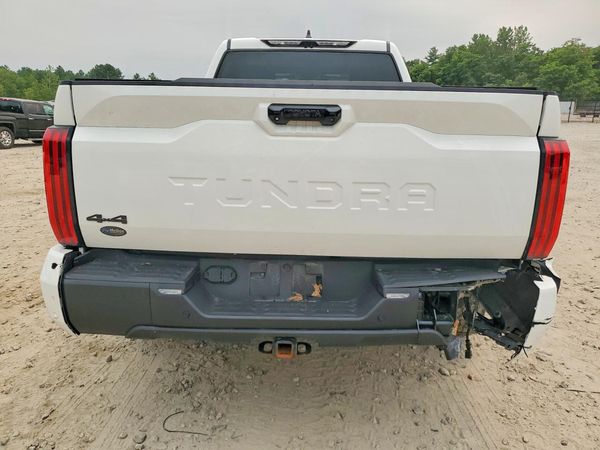2024 TOYOTA TUNDRA Others