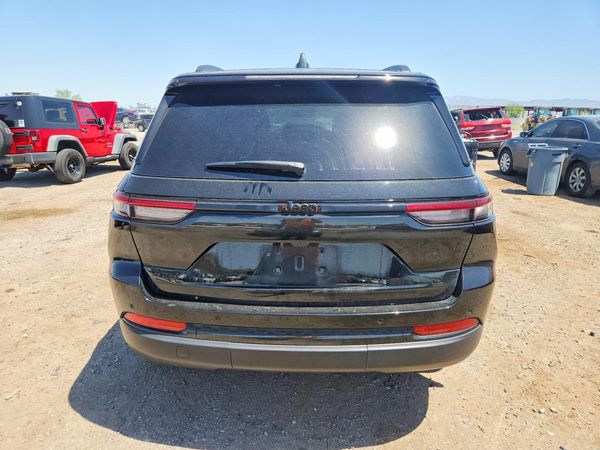2025 JEEP GRAND CHEROKEE Laredo, Altitude