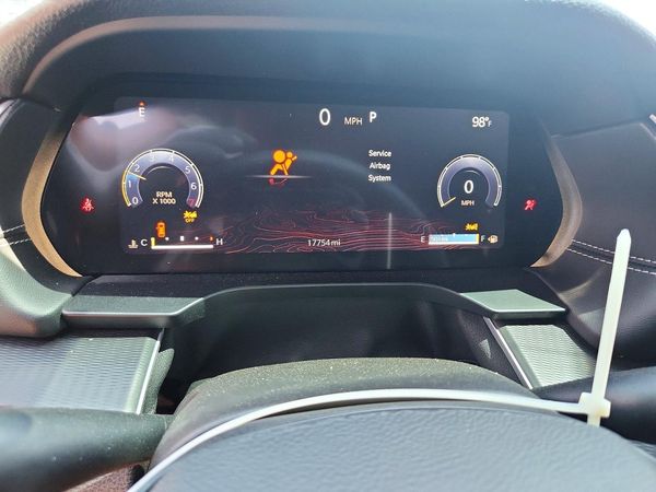 2025 JEEP GRAND CHEROKEE Laredo, Altitude
