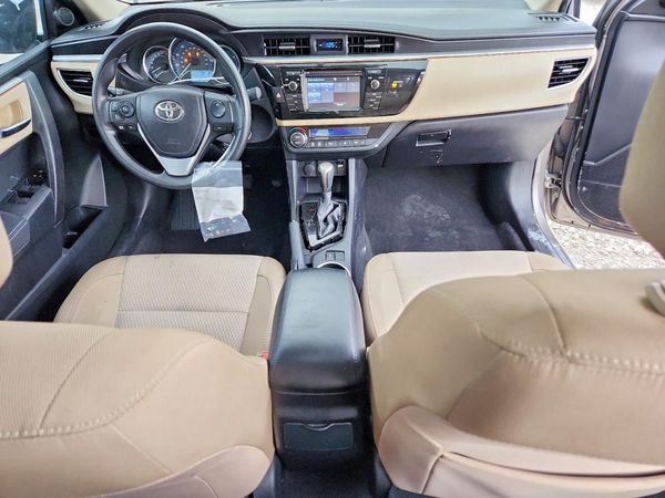 2015 TOYOTA COROLLA