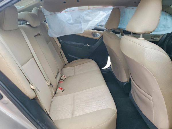 2015 TOYOTA COROLLA