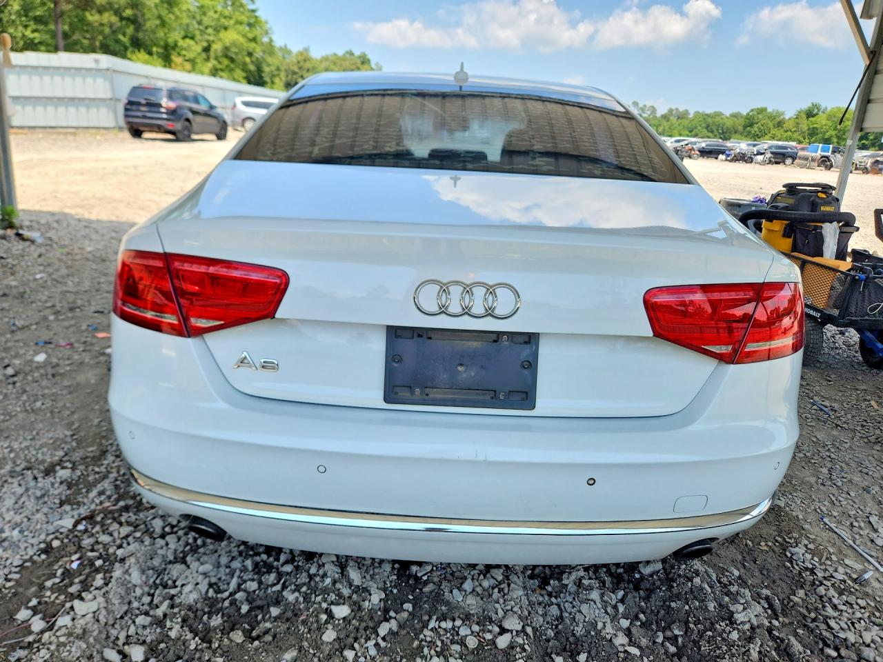 2013 AUDI A8