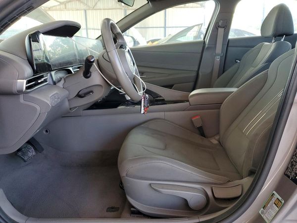 2023 HYUNDAI ELANTRA