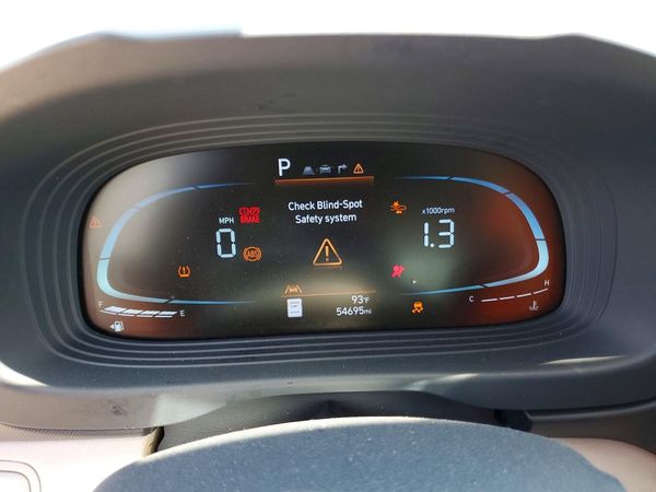 2023 HYUNDAI VENUE SEL, Limited
