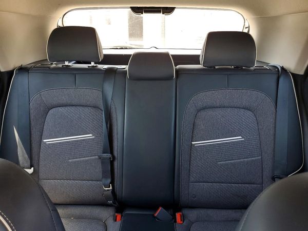 2023 HYUNDAI VENUE SEL, Limited