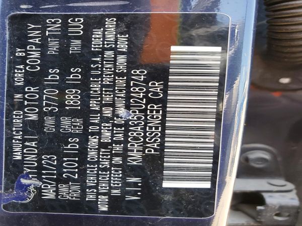 2023 HYUNDAI VENUE SEL, Limited