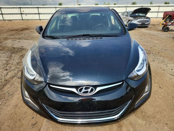 2016 HYUNDAI ELANTRA