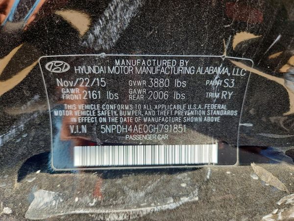 2016 HYUNDAI ELANTRA