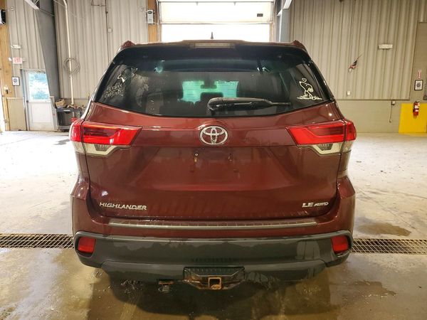 2019 TOYOTA HIGHLANDER LE/LE Plus