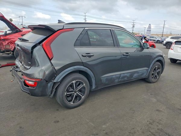 2024 KIA NIRO EX